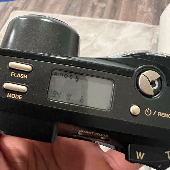 Olympus Black 3500 DLX Camera - Picture 3 of 10